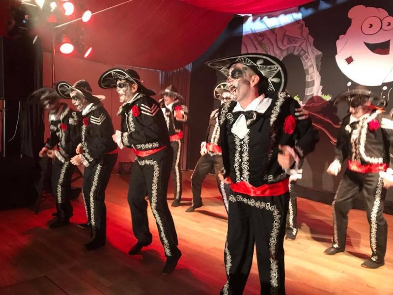 27067695_2451733408385599_7645084111681804229_n_2451733408385599